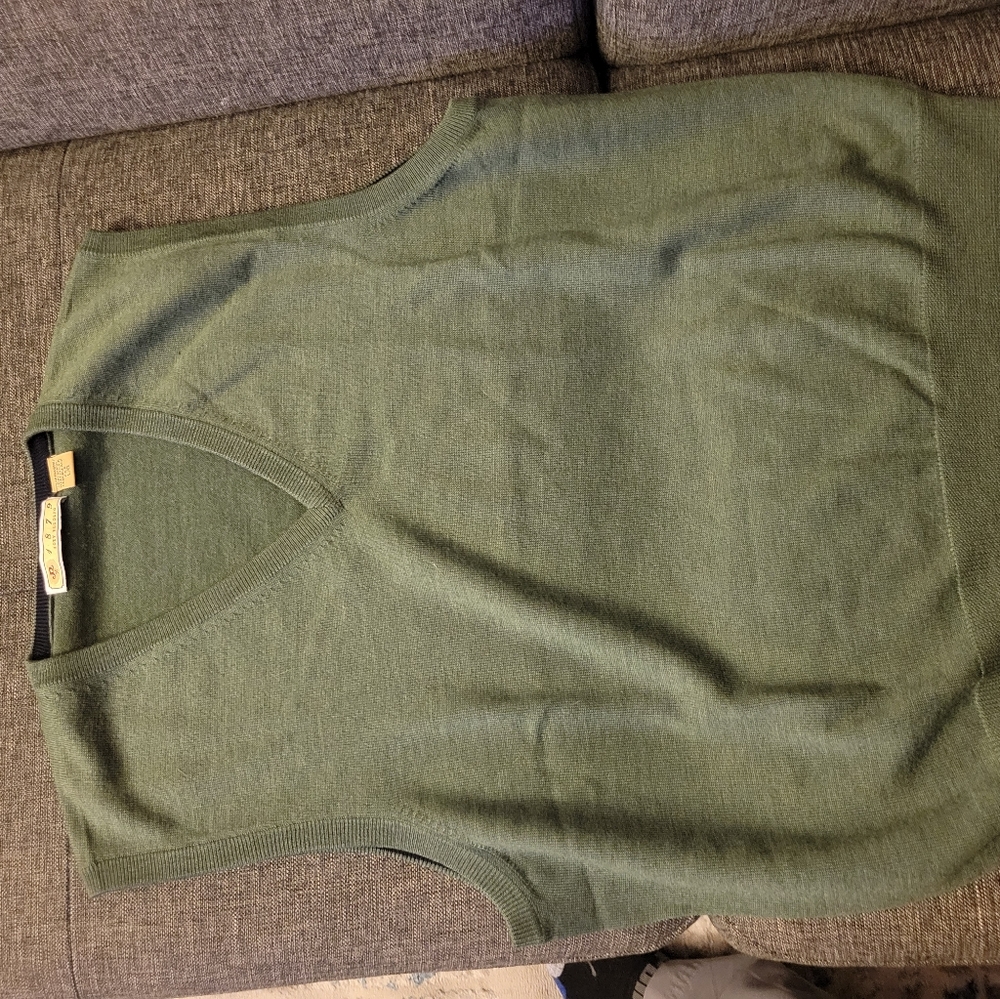 Joey Rodolfo men's green merino wool vest size L.